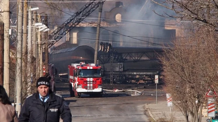 В понеделник започва ремонтирането на пострадалите в Хитрино постройки