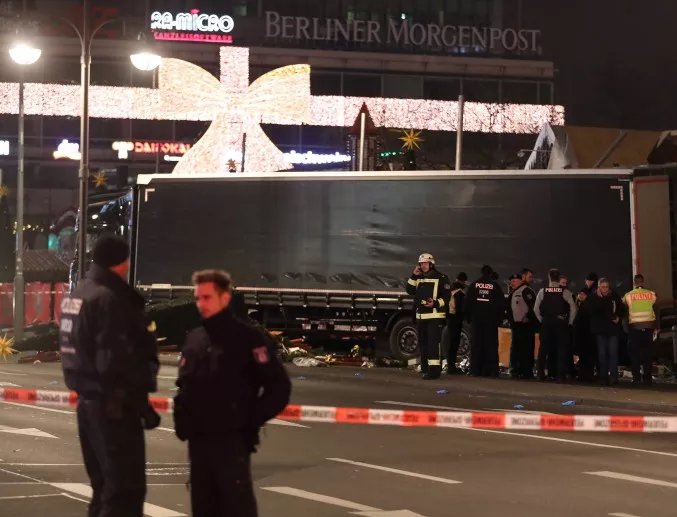 Германската полиция намери уличаващо доказателство за атентата в Берлин