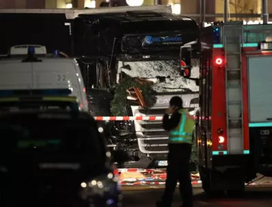 Предлагат камиона, който уби 12 души в Берлин, да бъде прибран в музей