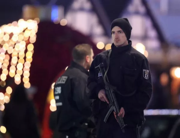 Германската полиция откри експлозиви на коледен базар в Потсдам