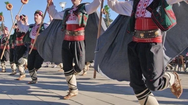 Ямбол е домакин на традиционния коледарски празник