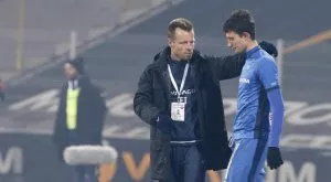 {{ otherArticle[0].article.title }}