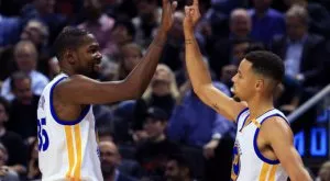 Голдън Стейт стопи 16 точки пасив за шеста поред победа   