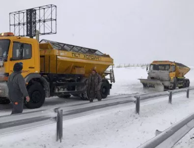 АПИ ще санкционира снегопочистващата фирма на магистрала 