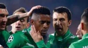 {{ otherArticle[0].article.title }}