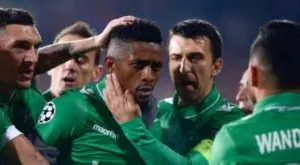 {{ otherArticle[0].article.title }}