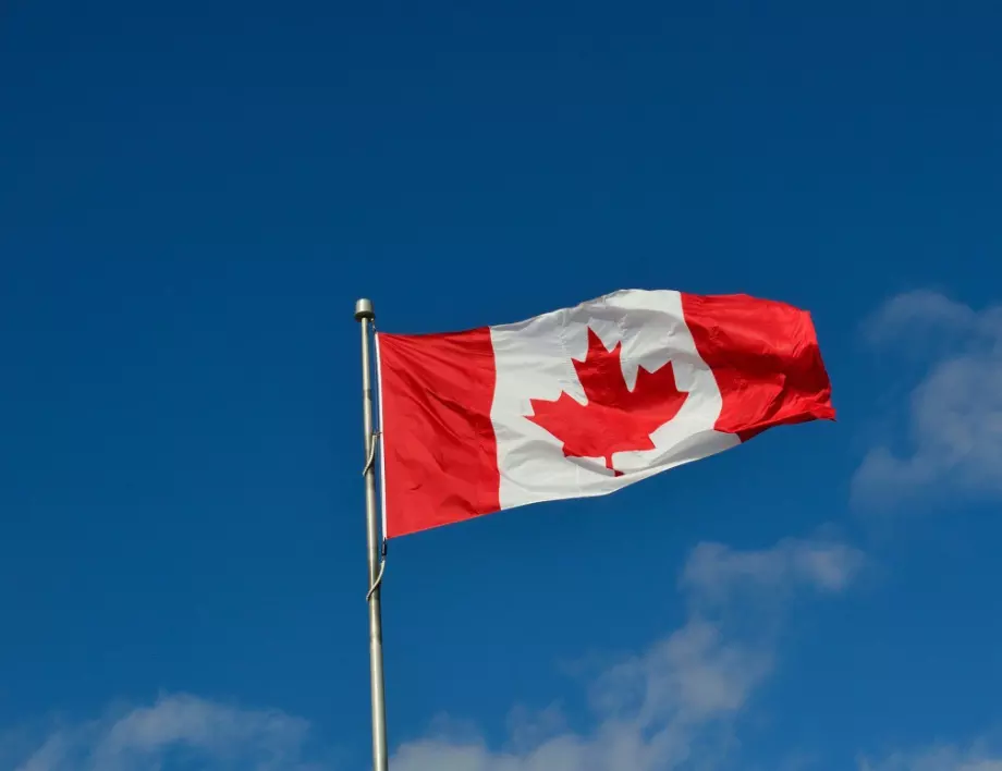 Канадският финансов министър подаде оставка 