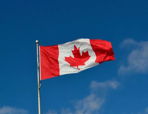 Канада дава 1,2 млрд. долара за спиране на мигранти
