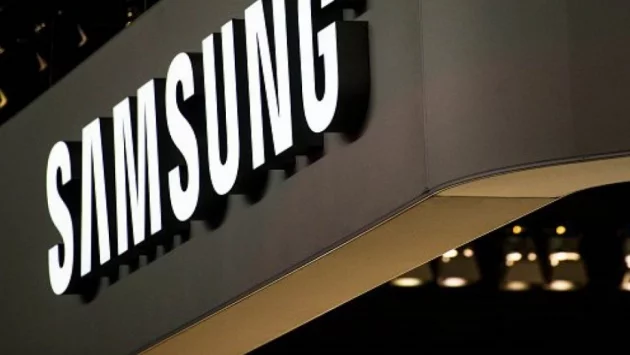 Samsung пусна портативен стерилизатор за смартфони 