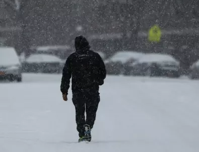Мощна зимна буря връхлита северната част на САЩ 