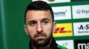 {{ otherArticle[0].article.title }}