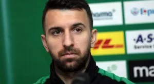 {{ otherArticle[0].article.title }}