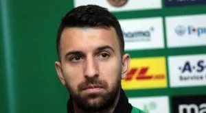 {{ otherArticle[0].article.title }}