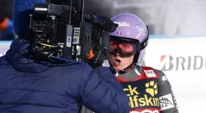 Теса Уорли спечели гигантския слалом в последния старт на Тина Мазе