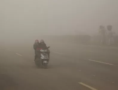 Предупреждение за гъст смог в големи райони на Китай