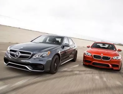 Mercedes-Benz и BMW поемат в различни посоки