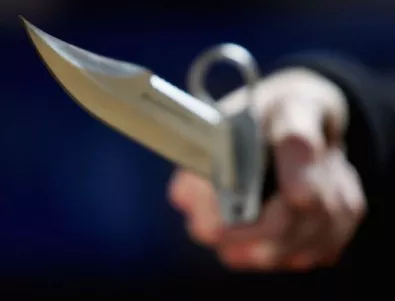 Намушкаха с нож 41-годишен в село край Симитли