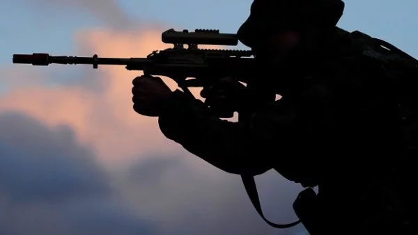 Австралия иска да е в Топ 10 на най-големи износители на оръжие в света