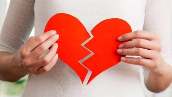 4-те двойки зодии, които ще се РАЗДЕЛЯТ до края на 2018 