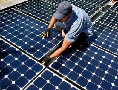 ЕС премахва ограниченията пред вноса на слънчеви панели от Китай
