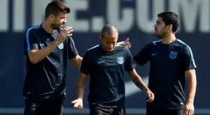 ВИДЕО: Нинджите Неймар и Суарес "измъчват" Пике