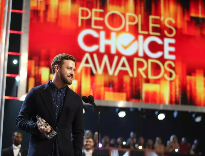 Бляскава вечер по холивудски на раздаването на People's Choice Awards 2017 (СНИМКИ)