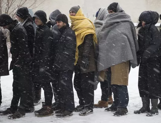 Сръбски министър: В България мигрантите умират от студ