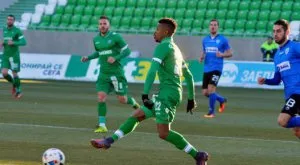 {{ otherArticle[0].article.title }}