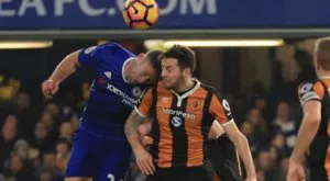 ВИДЕО: Гари Кейхил счупил черепа на играч на Хъл Сити