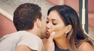 Гришо на гости на Никол, снима се с кучетата на красавицата (СНИМКИ)