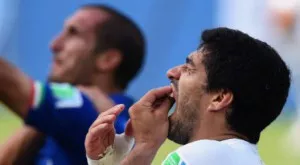 Малко уругвайче към Суарес: Не хапи никого на Мондиала