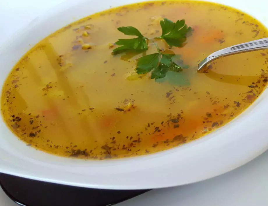 Рецепта за вкусна супа с пилешко месо и моркови
