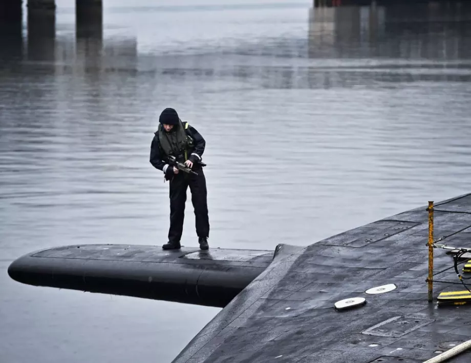 Ядрена подводница на САЩ пристигна в Норвегия (ВИДЕО)