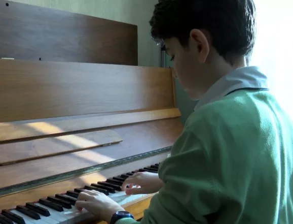 Невероятен успех за наш млад пианист