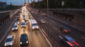 Франция маха от пътя всички коли на бензин и дизел 