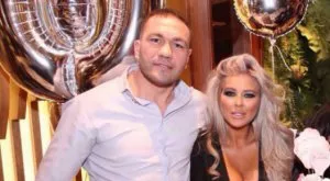 Кобрата предлага на Андреа пред препълнената "Арена Армеец"  