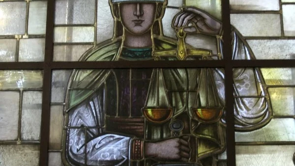 Ефективни присъди за членове на организирана престъпна група 