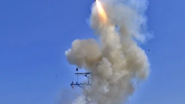 Израел и Палестина се обстреляха с ракети