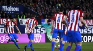 Звезда на Атлетико стана жертва на въоръжен грабеж