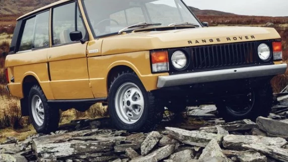 Land Rover възстанови 40-годишна класика