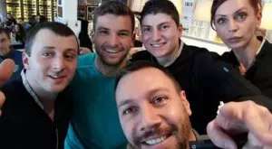 СНИМКИ: Гришо заведе Никол на пица в София