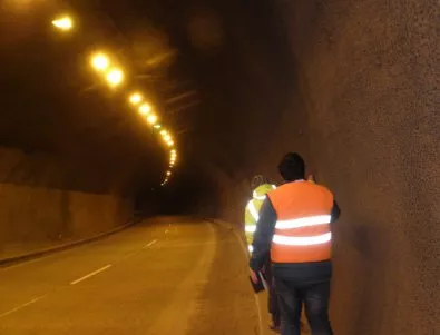 Обследват тунелите на магистралите 