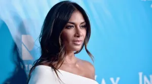 Шерцингер се сваля на млад ръгбист: Отскоро съм сама, а ти си секси