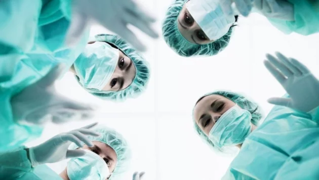 Безкръвна операция, извършена в урологията на УМБАЛ Бургас, влиза в учебниците по медицина