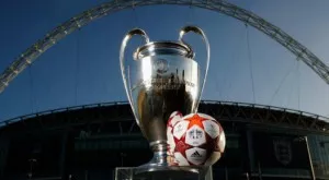 Аякс, Йънг Бойс и АЕК ще играят в групите на Шампионска лига