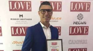 Дани Златков взриви интернет със СНИМКА по прашки (18+)