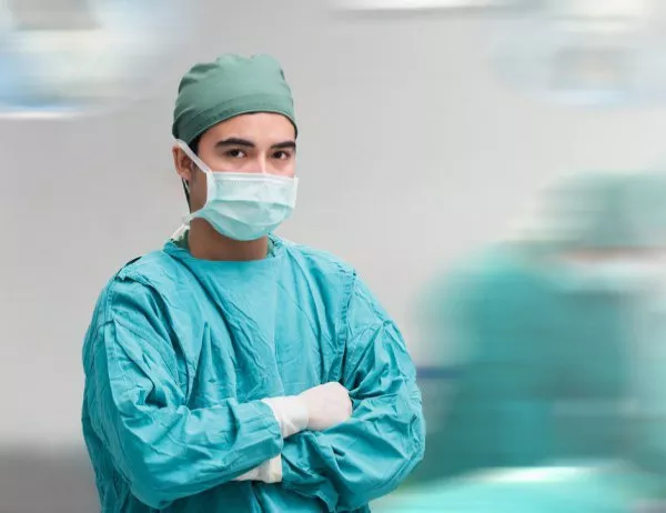 Десетки хиляди операции са отменени в Италия заради стачка на лекарите