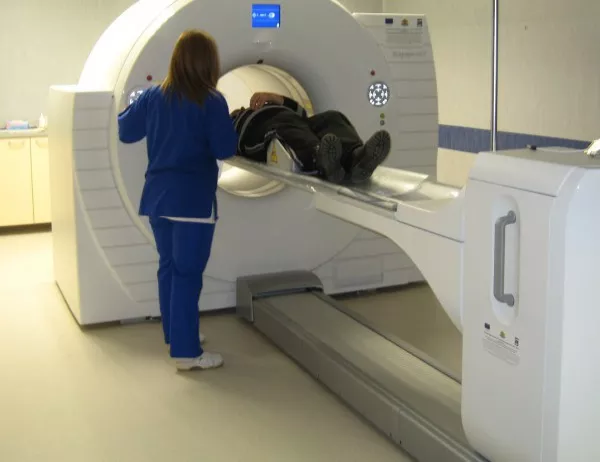 Тежки порочни практики във Враца, болницата дала над 900 000 лв. за скенер 