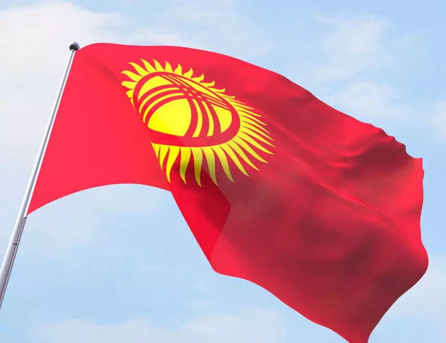 Президентът на Киргизстан разпусна правителството 