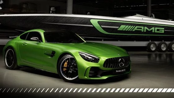 Превърнаха Mercedes-AMG GT R в супермощна яхта